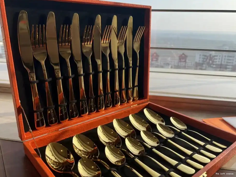 CUTLERY HERMES SET CUSTOM 0627